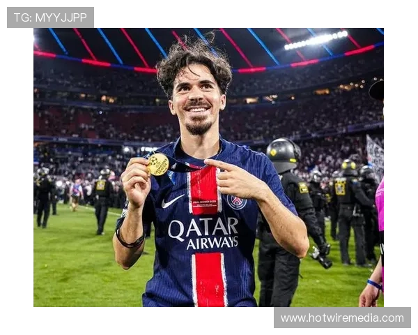 维蒂尼亚面对拜仁高强度逼抢的出球能力解析