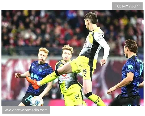 多特蒙德防守问题显现，整体站位缺陷成主因而非个人能力不足