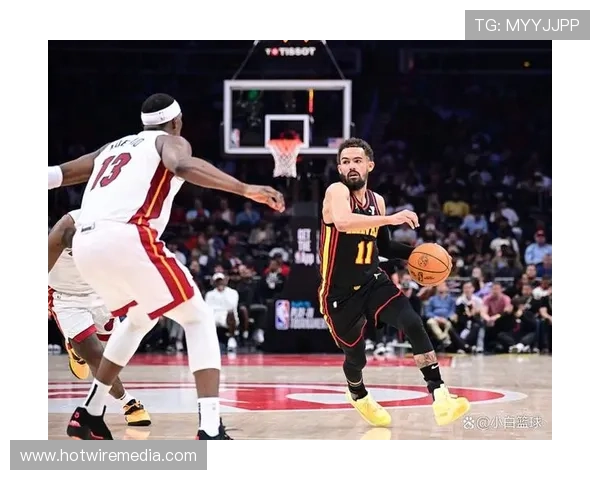 希罗通过突破和无球跑动提升进攻效率，拉开与队友关键得分差距